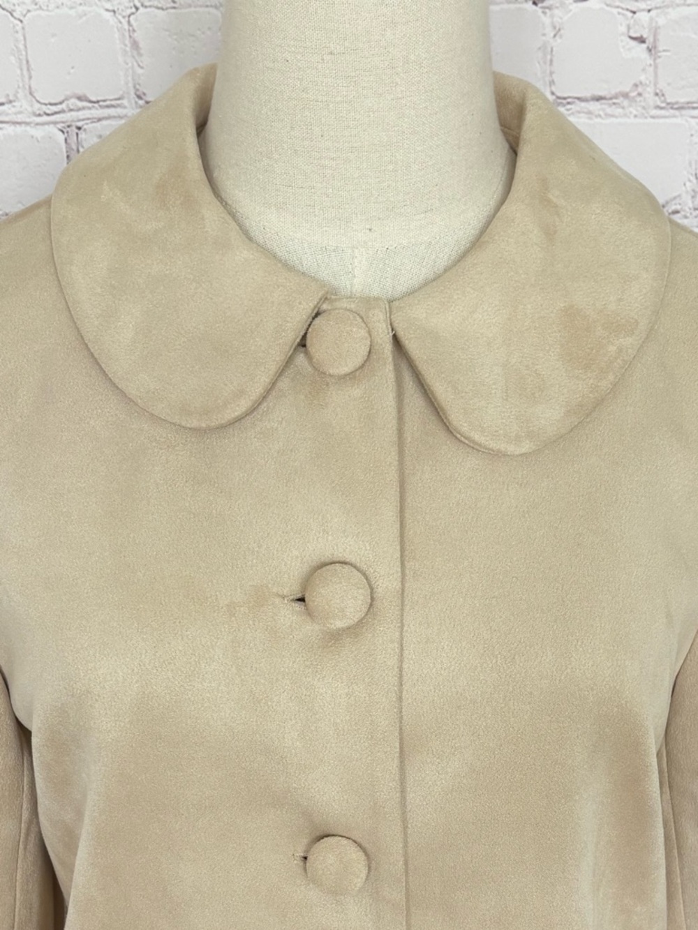 WAYF Elena Cream Cropped Suede-Like Button Front Jacket--NWT--S - Picture 2 of 16